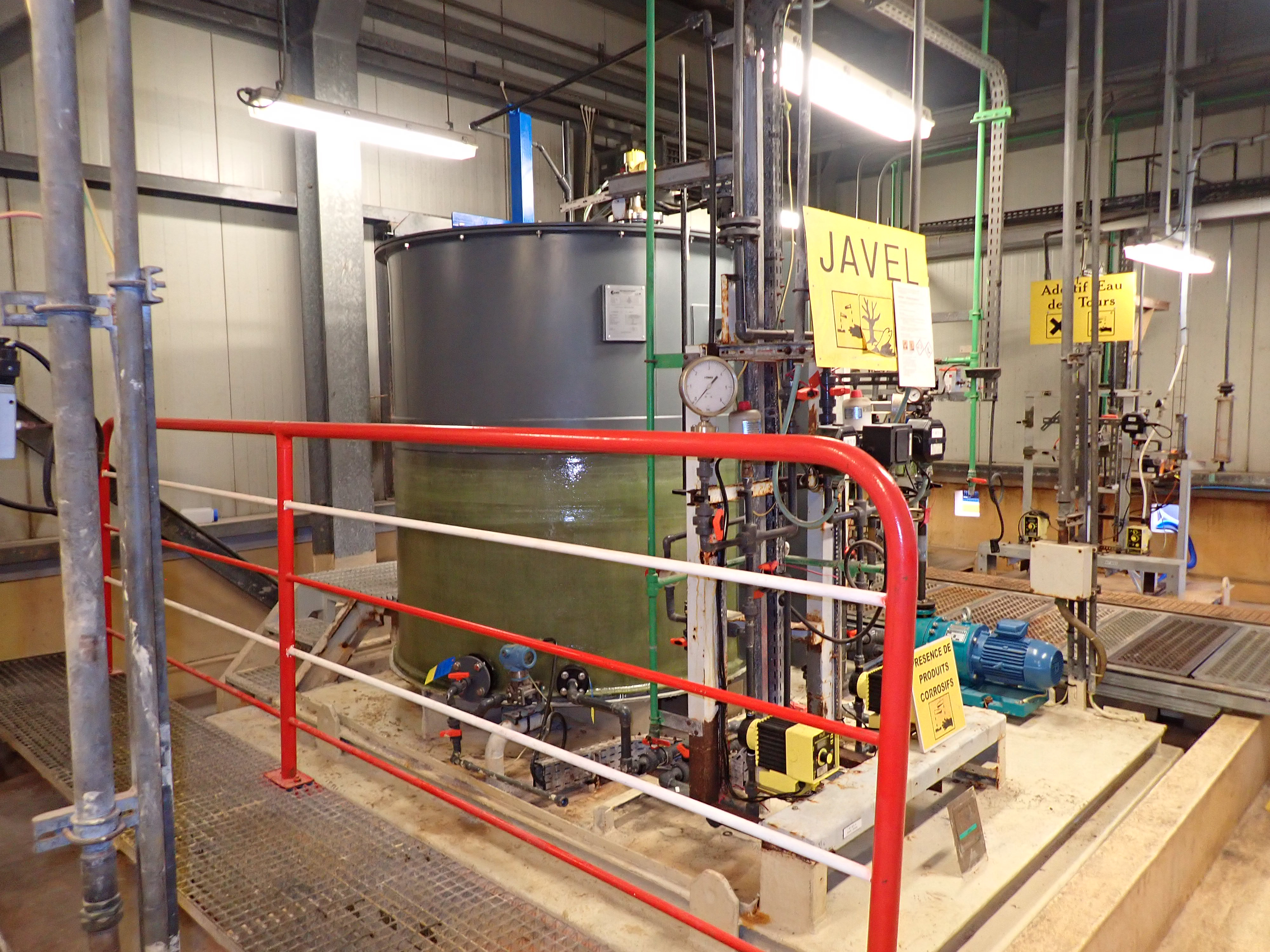 Vertical PVC-U Reinforced PRV Tank for Sodium Hypochlorite Storage | GCER